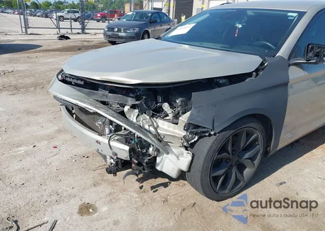 2014 Chevrolet Impala 2Lt from USA, damaged, VIN 2G1125S35E9110700